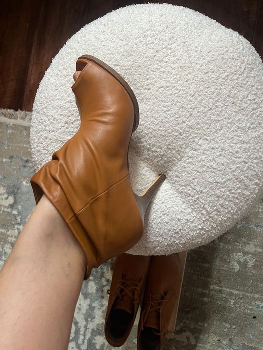 Продам ботинки 40 размер