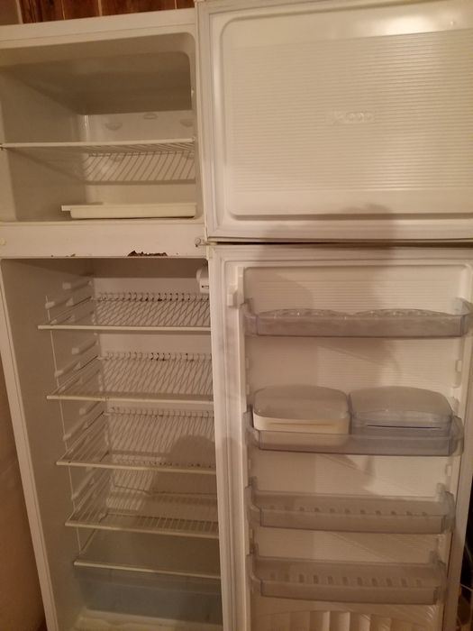 Продаётся Холодильник