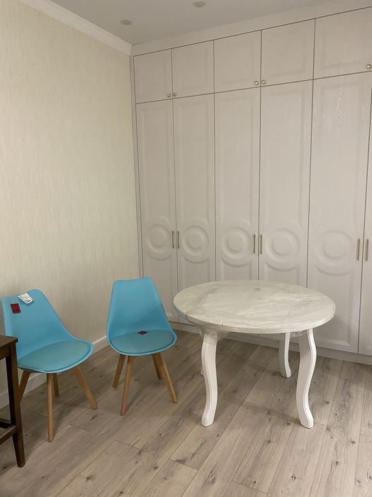 Стол и 4 стула комплект