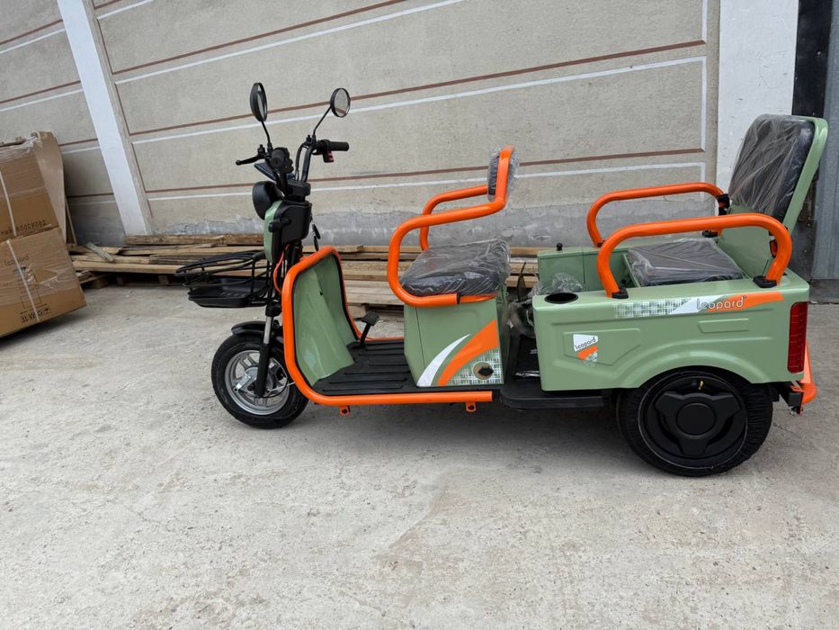 Трицикл Leopard средний . Чехол в подарок