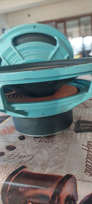 Vand difuzoare de 10 inch subwoofer 4ohmi