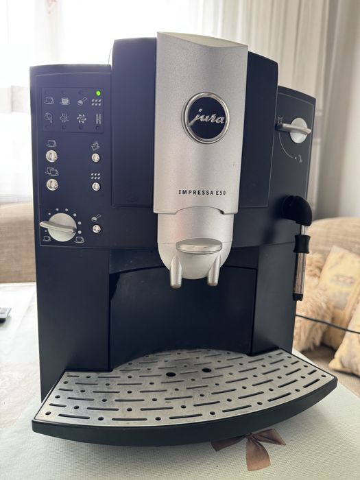 Кафеавтомат jura impressa  E50