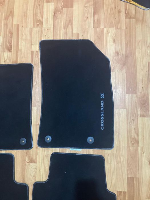 Covorase Opel Crosland X