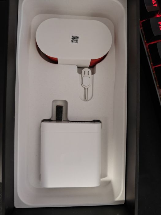 OnePlus 15 Infinite Black - 12GB/256G + căști xiaomi cadou