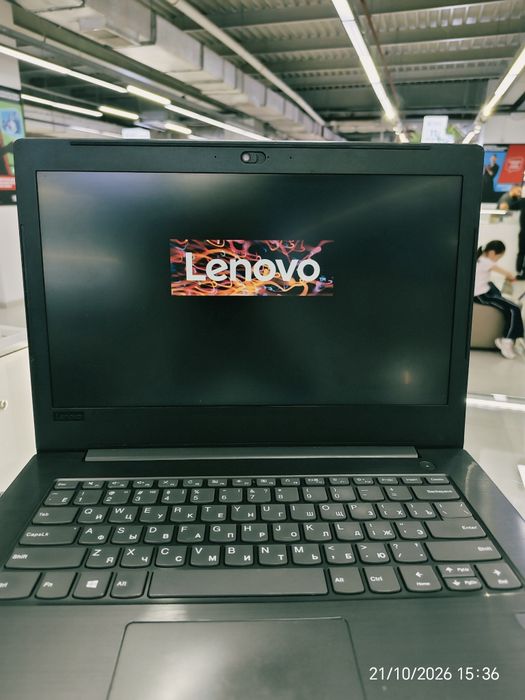 Леново Corei3 зарядка есть