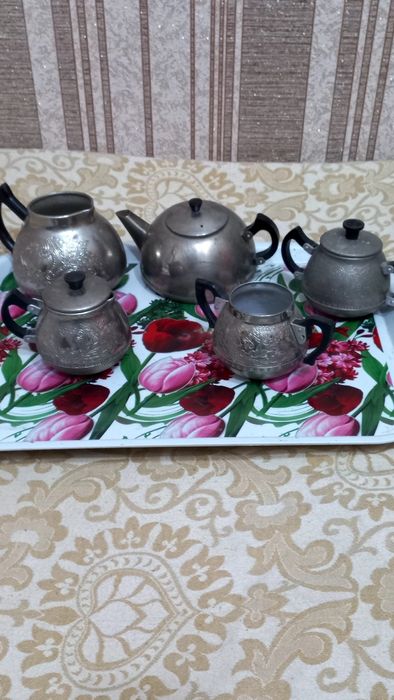 Чайник сахарница и т.д