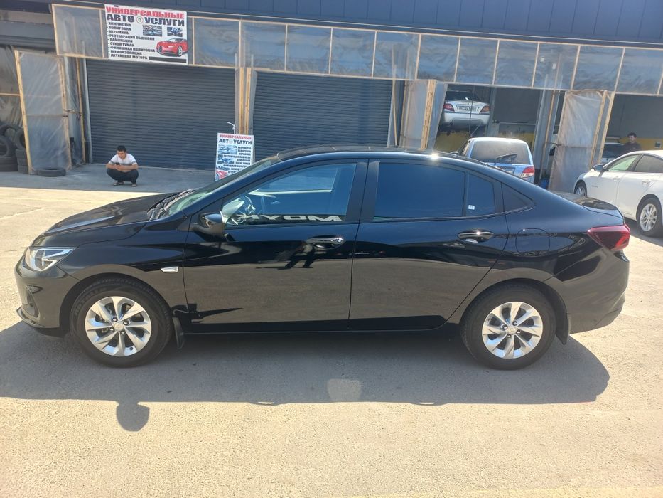 Chevrolet Onix 2025 — 3