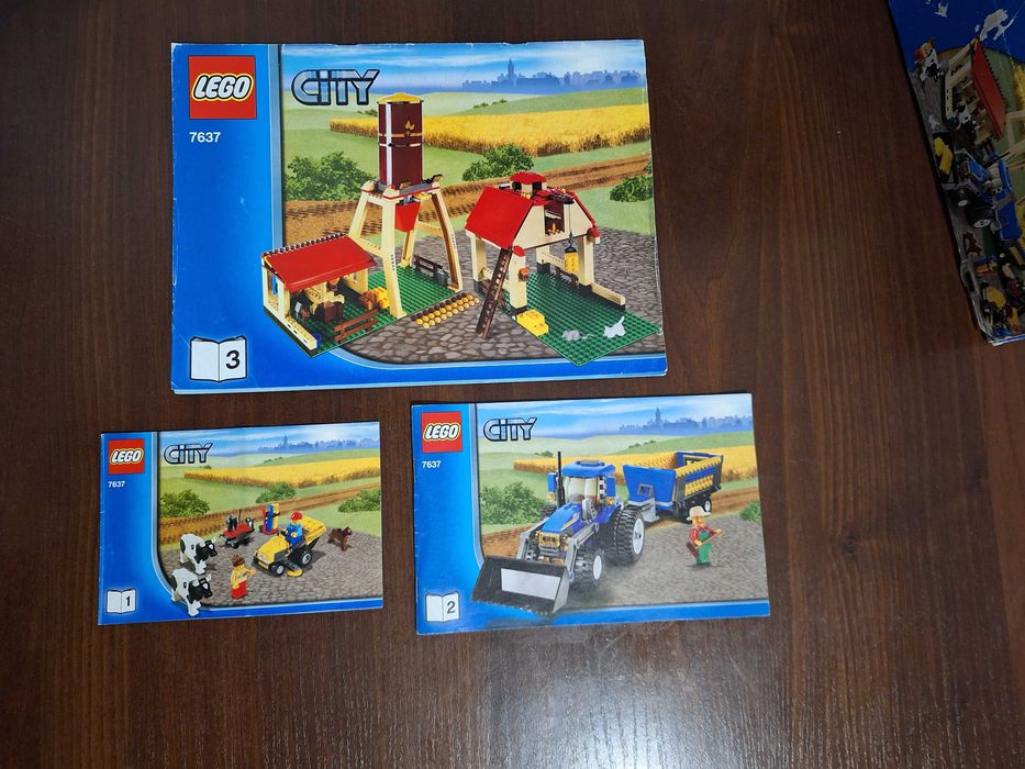 Lego 7637: Farm + 60287: Tractor