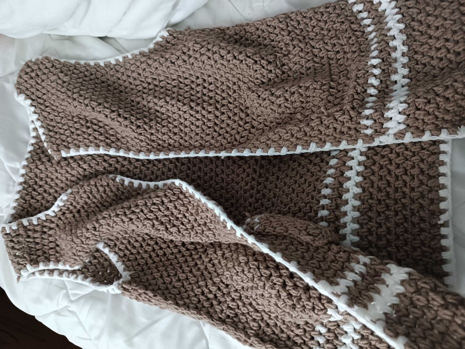 Vesta tricotata manual, marime L, lana