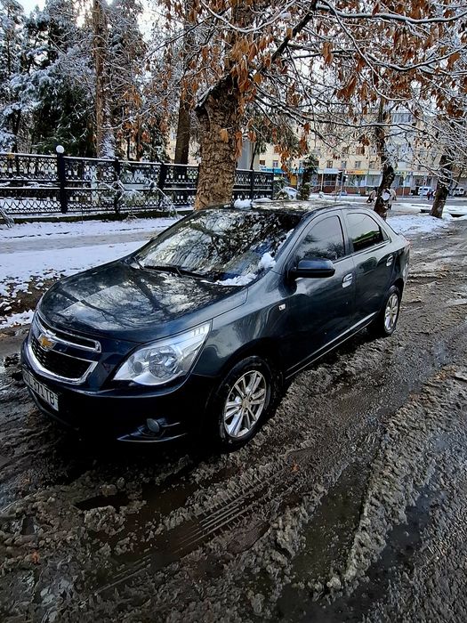 Автоинструктор Женщина инструктор по вождению.