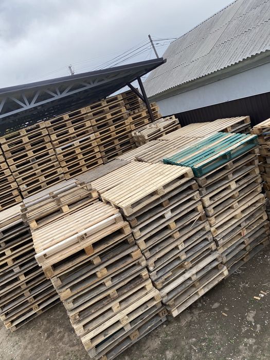 Принимаем паллеты поддоны