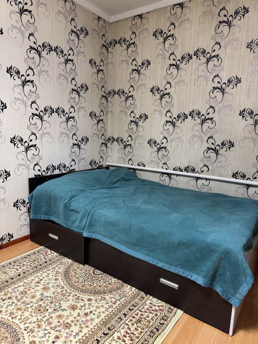 Спальний гарнитур в хорошем состоянии