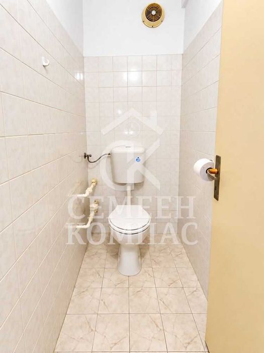 Продава се Тристаен апартамент в Пловдив, Младежки Хълм - 107 кв.м за 2141 €/кв.м - Снимка #15