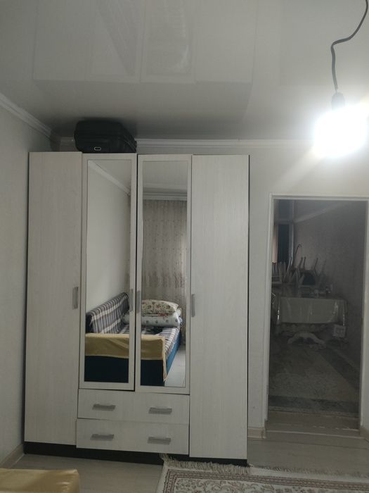 Продам Шифоньер.