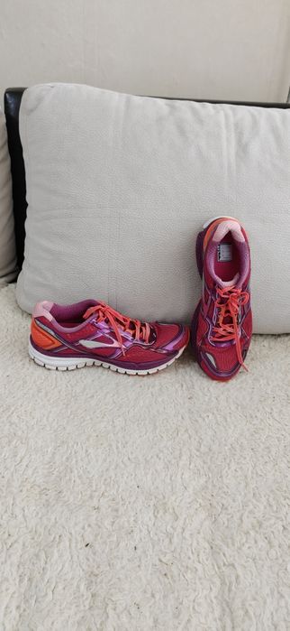 Brooks Ghost 9 n40