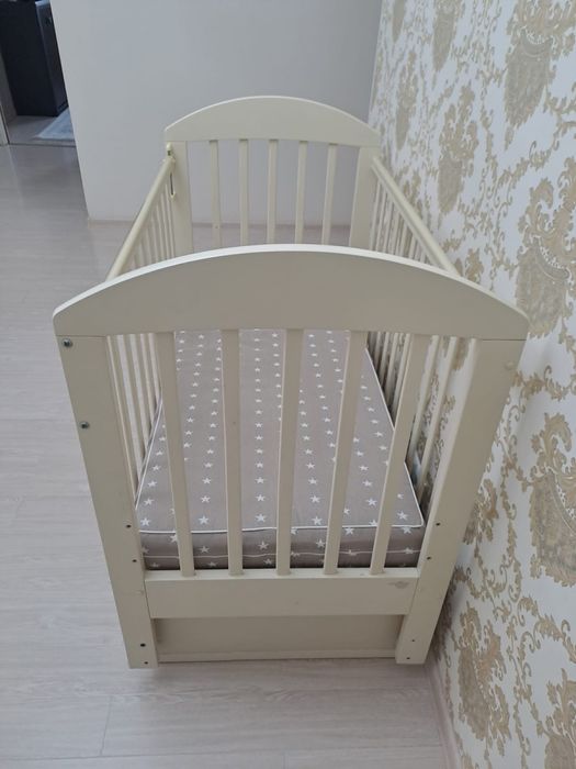 Детская кровать. Самовывоз.