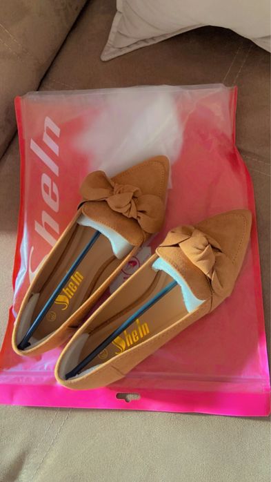 Обувки, балерини,