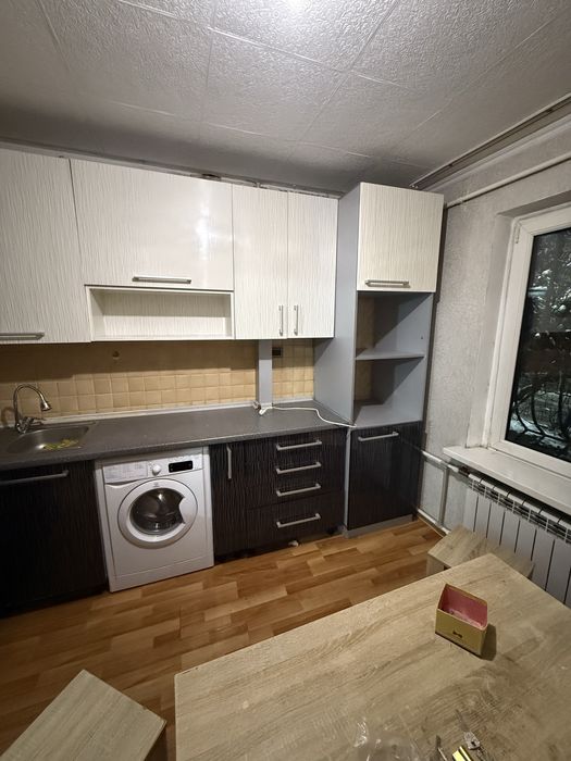 Продам кухню самовывоз!