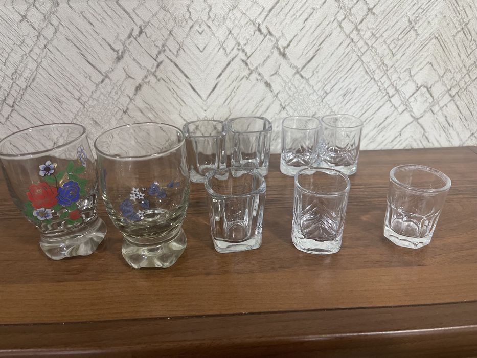 Стаканы и бокалы