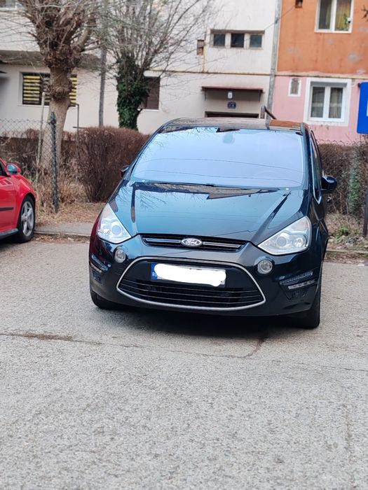 Vând Ford S Max 2010
