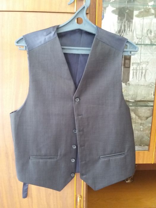 Продаётся Мужской костюм