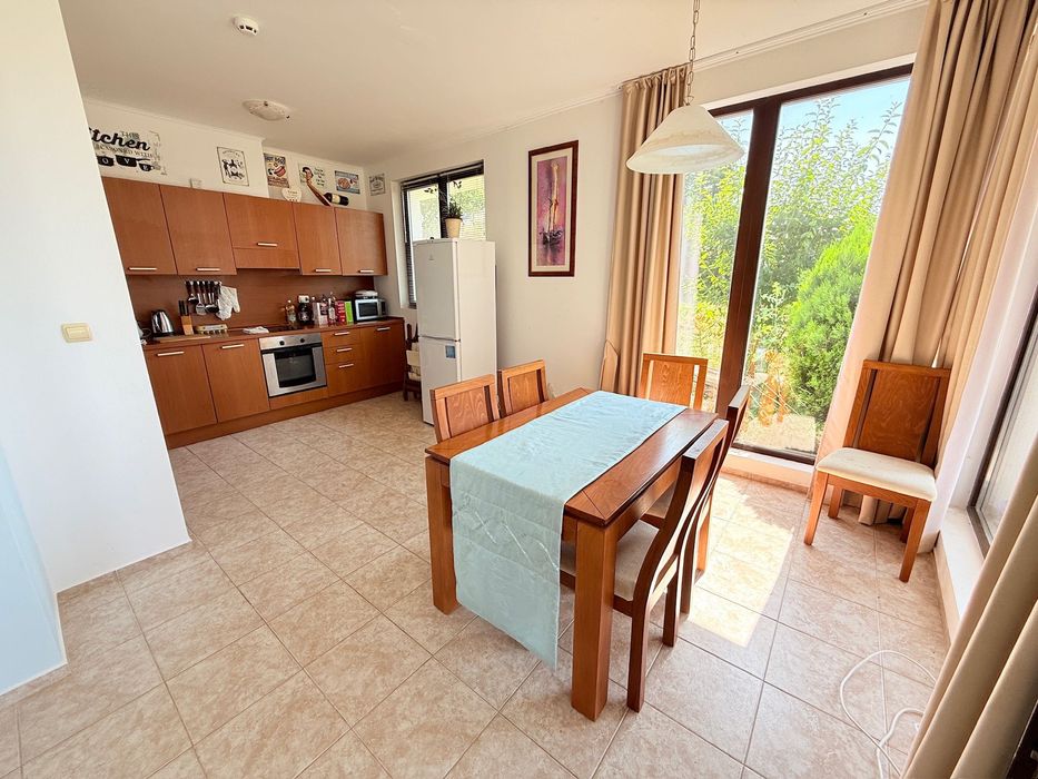 Продава се Къща в с. Кошарица, Област Бургас - 225 кв.м за 796 €/кв.м - Снимка #11