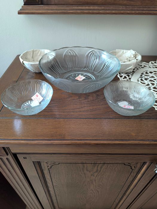 Сервиз купа и четири малки купички