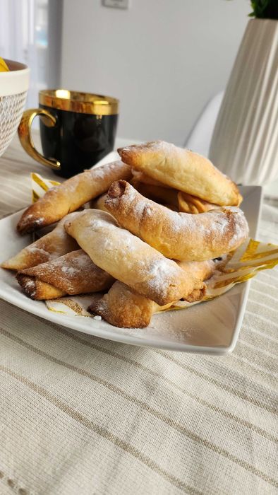 Cornulete feagede de casa delicioase si prăjituri