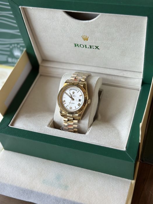Rolex Day-Date Gold And White 40 mm President