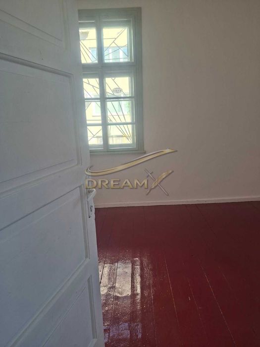 Етаж от къща под наем в кв. Център! 71898747
