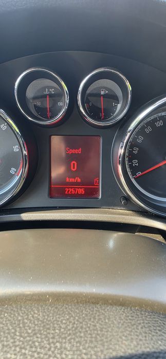 Opel insignia 1,9CDTI 163к.с.