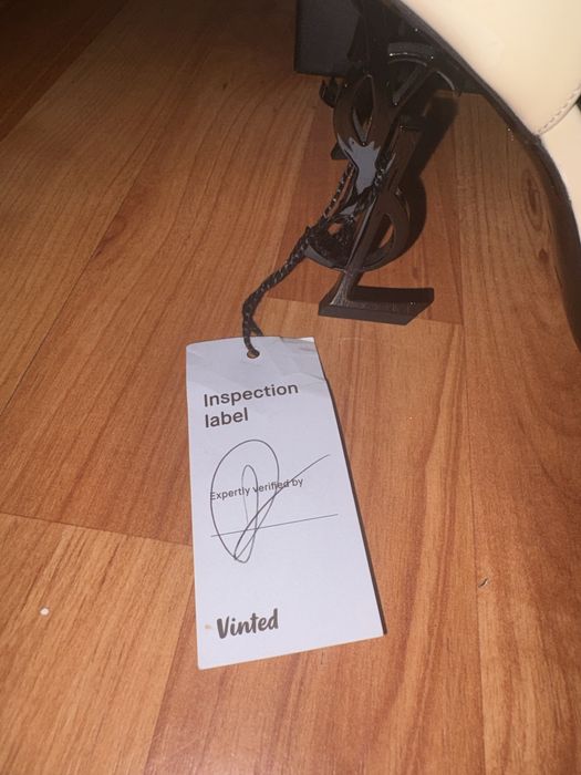 Tocuri Saint Laurent