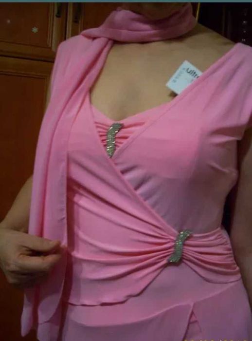 Costum sexy roz cu pantaloni mar L