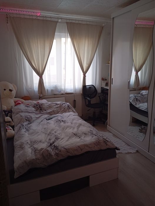 Vand apartament cu 2 camere
