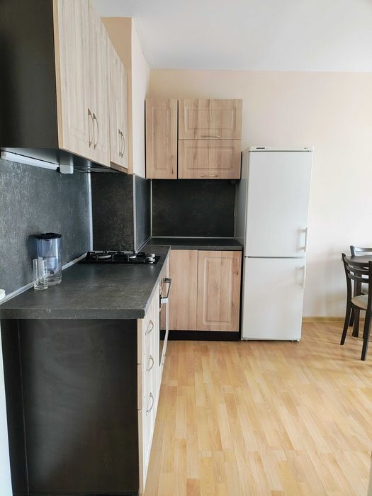 Продава се Двустаен апартамент в Добрич, ЖП Гара - 64 кв.м за 1275 €/кв.м - Снимка #1