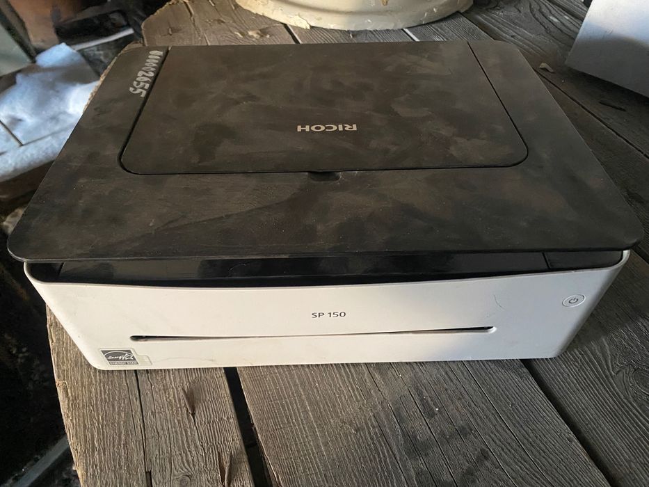 продам  на запчасти  принтер  ricoh sp150