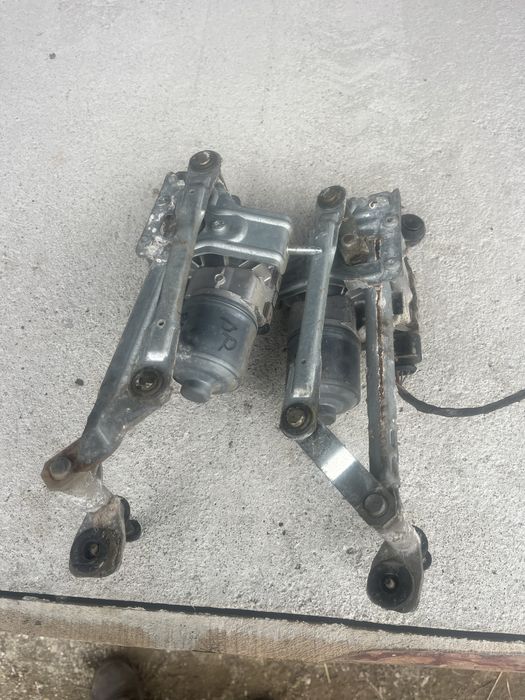 Ansamblu  stergatoare  cu motoras vw golf 5 plus