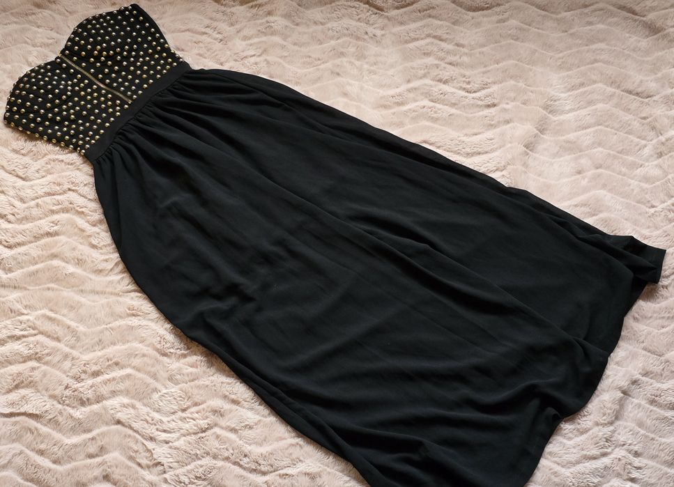 Missguided дълга рокля с капси  - S размер