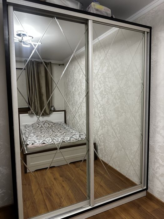 Срочно!Продам Шкаф-купе