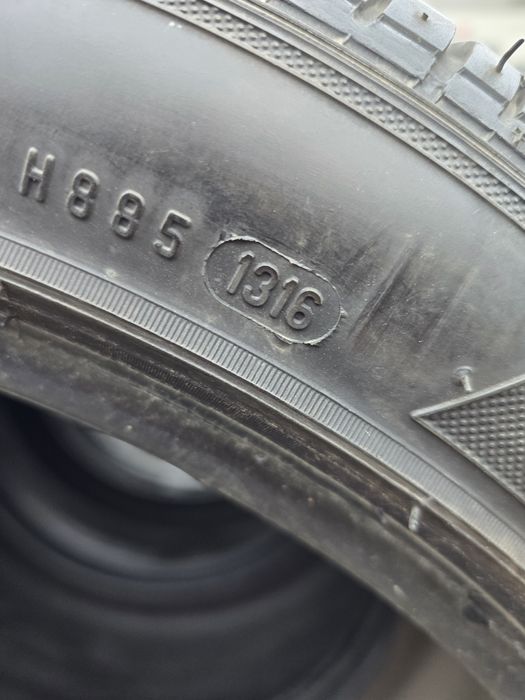 Anvelope de vara 275-40r20 Pirelli