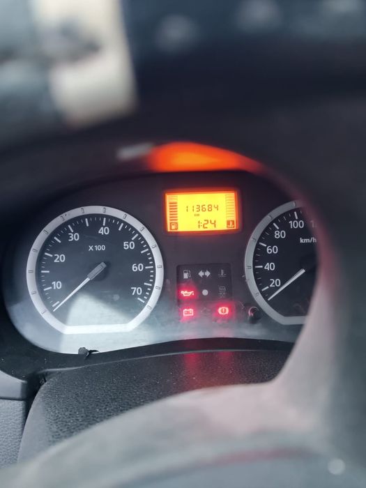 Vând Dacia Logan 2005