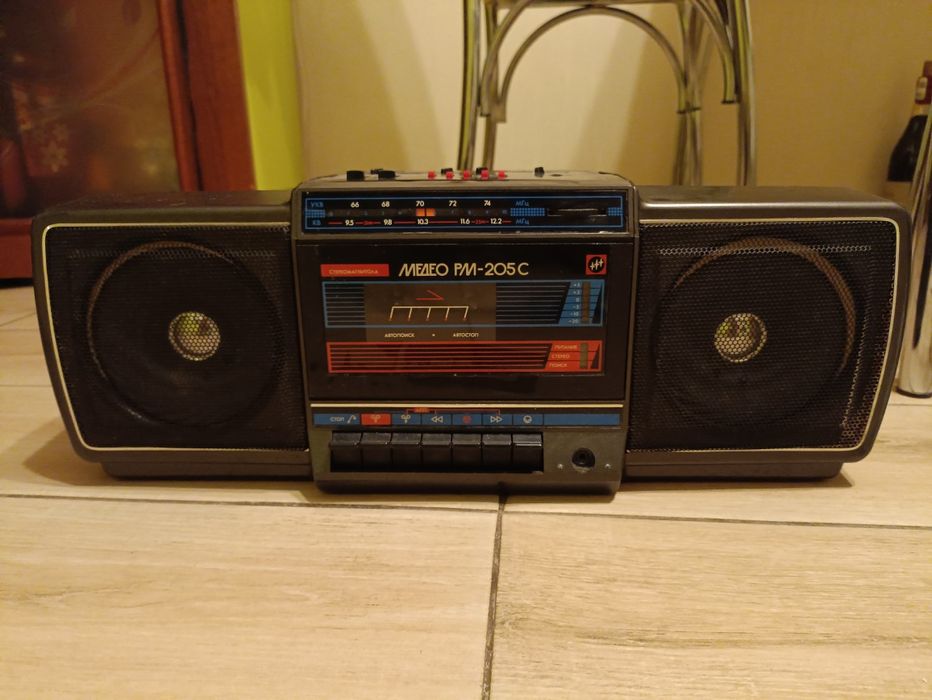 Магнитола Медео 205с