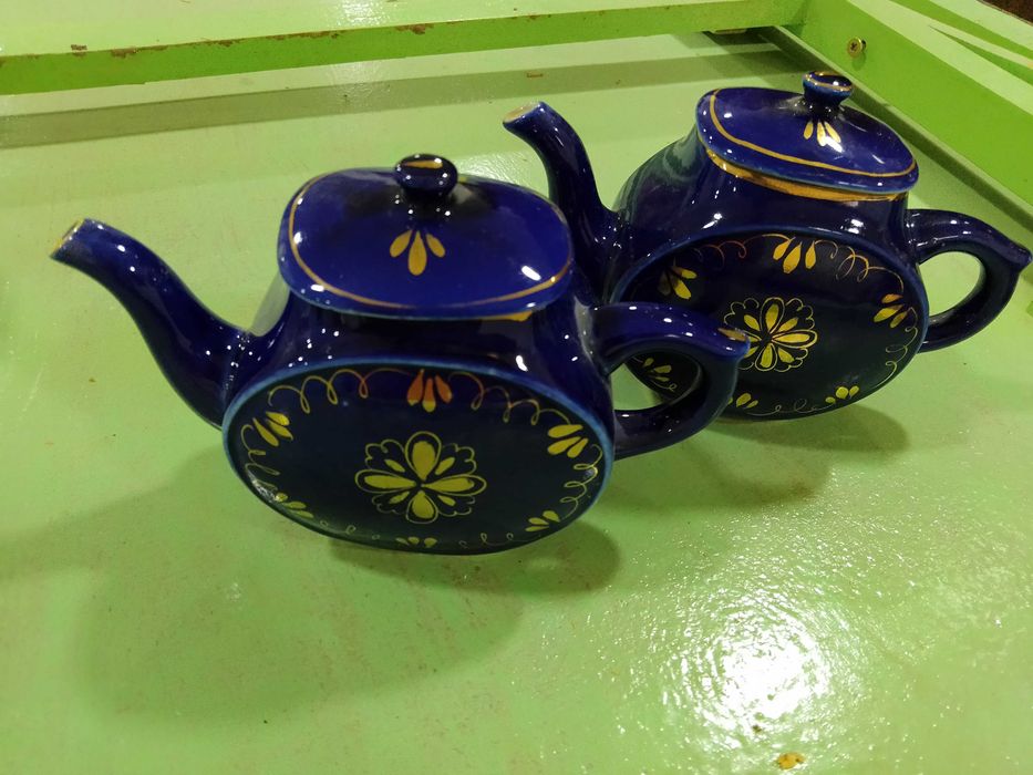 Фарфоровые чайники и посуда производства ссср, новые, из склада