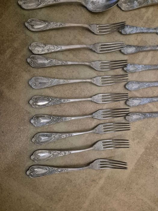 Старинни прибори