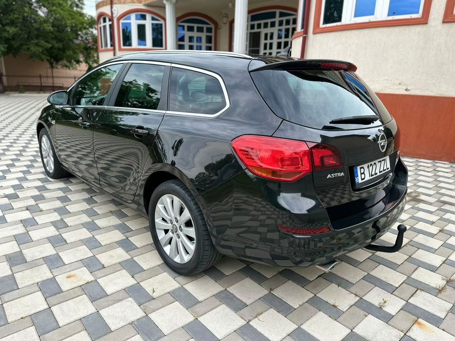 OPEL Astra 2012 — imagine 4