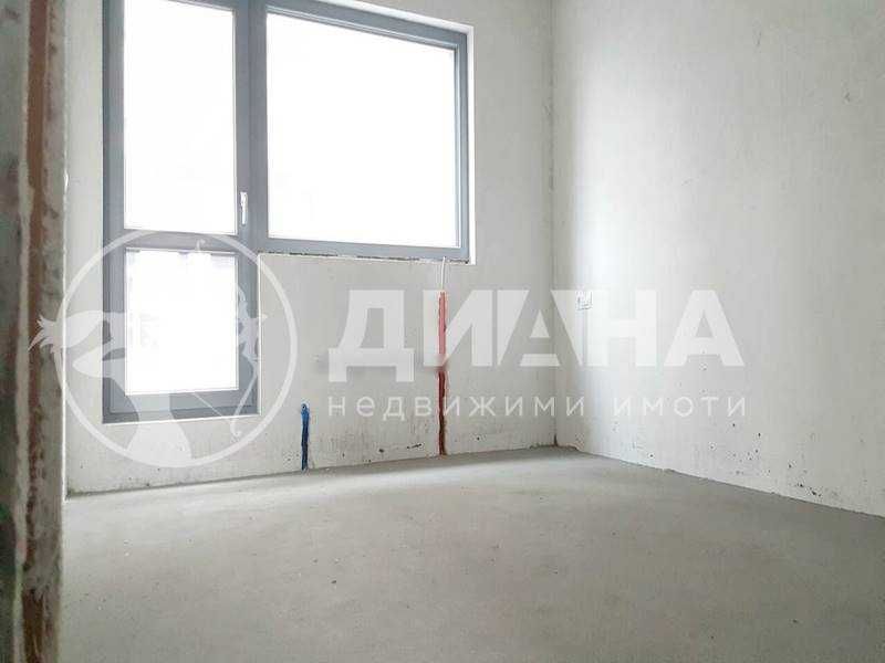 Продава се Четиристаен апартамент в Пловдив, Кършияка - 134 кв.м за 2000 €/кв.м - Снимка #1