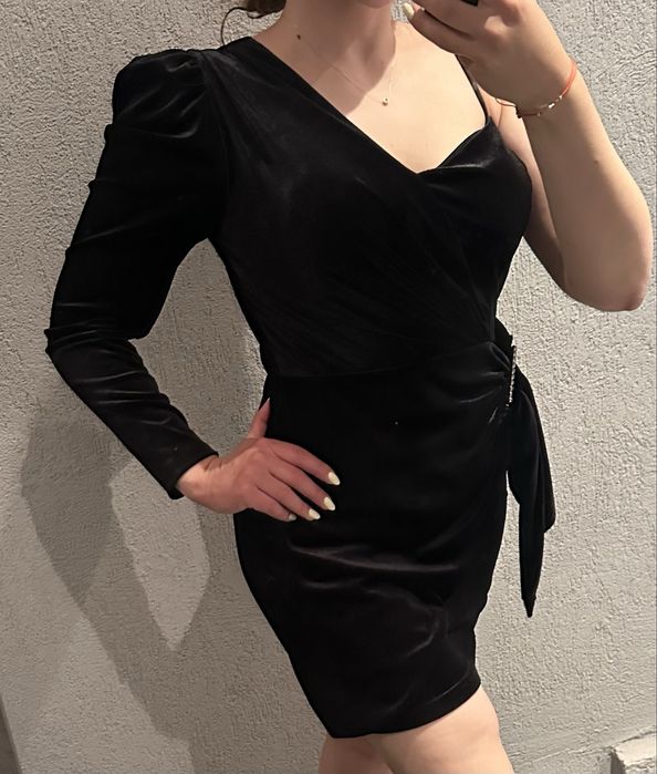Черна рокля LBD.