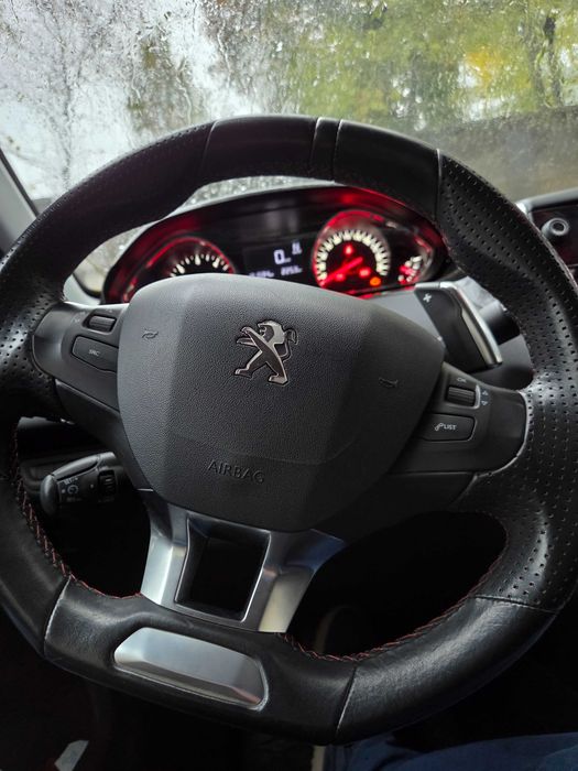 Peugeot 208 automata,diesel 2012