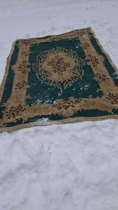 Продам ковер б/у
