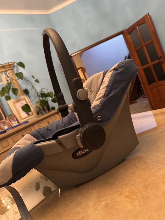 Детское автокресло Chicco